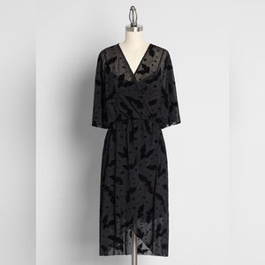 Modcloth Dramatic Depths Velvet Dress